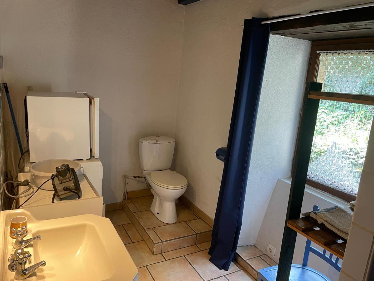 Charmant Petit Gite Au Coeur De L'Ardeche Saint-Melany Bagian luar foto